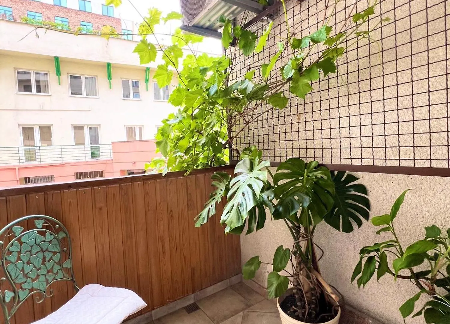 Апартаменты T2&T3 Rooms Levanto Тбилиси 0*,  Грузия